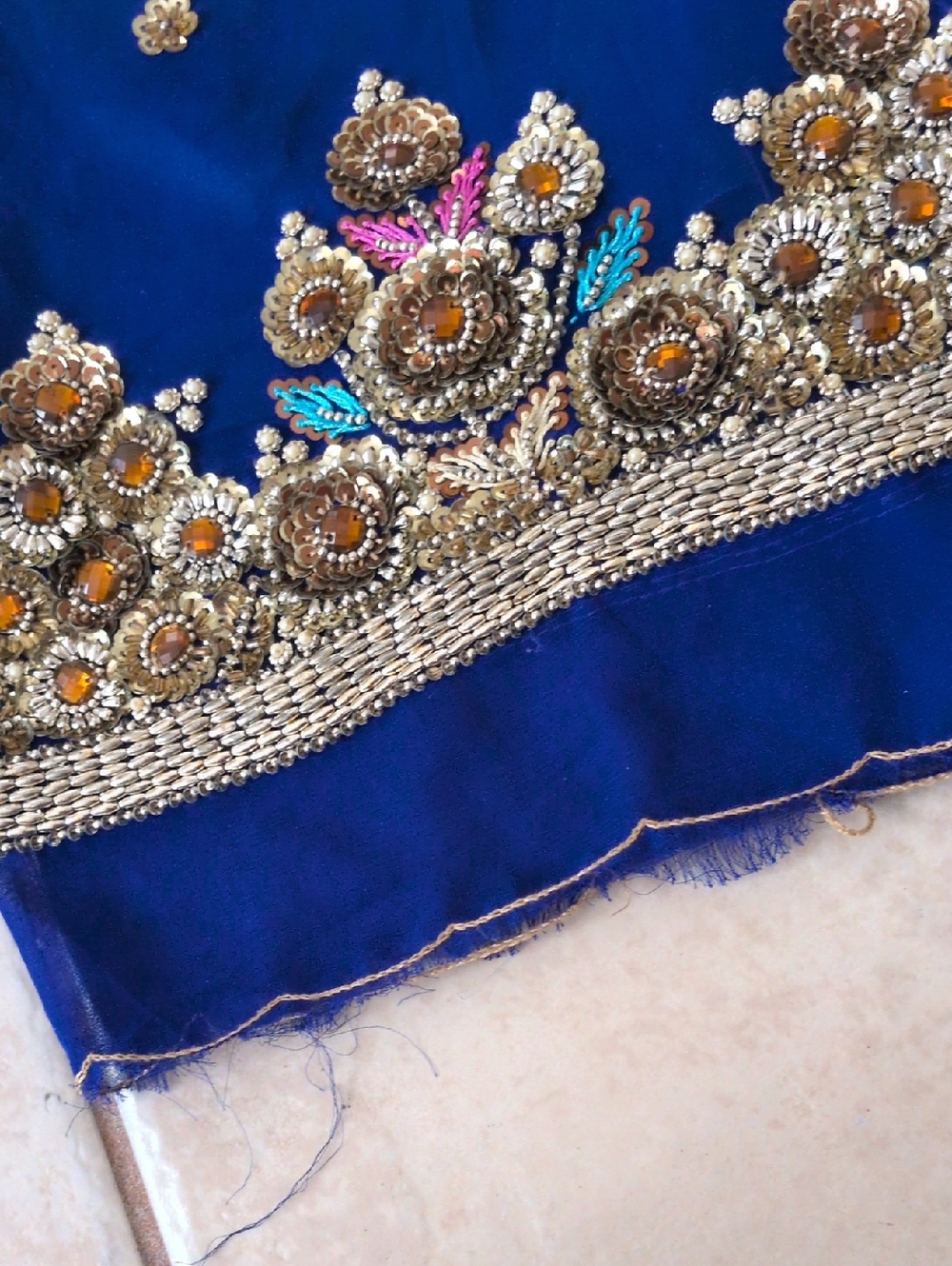 Handmade 2 Piece Blue Embellished Indian Dress Lehenga Size Small - Picture 6 of 12